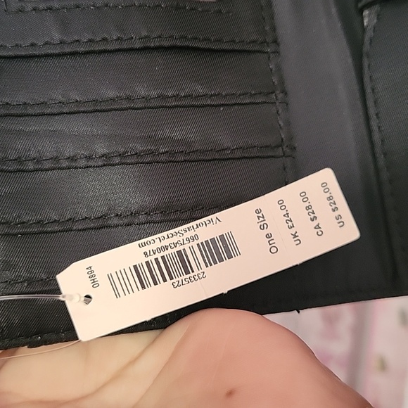 Victoria's Secret Tech Wristlet Wallet - Picture 3 of 5